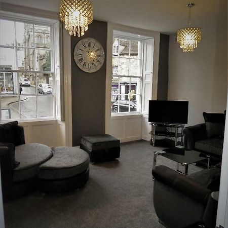 No1 Town House Villa Stamford Bagian luar foto